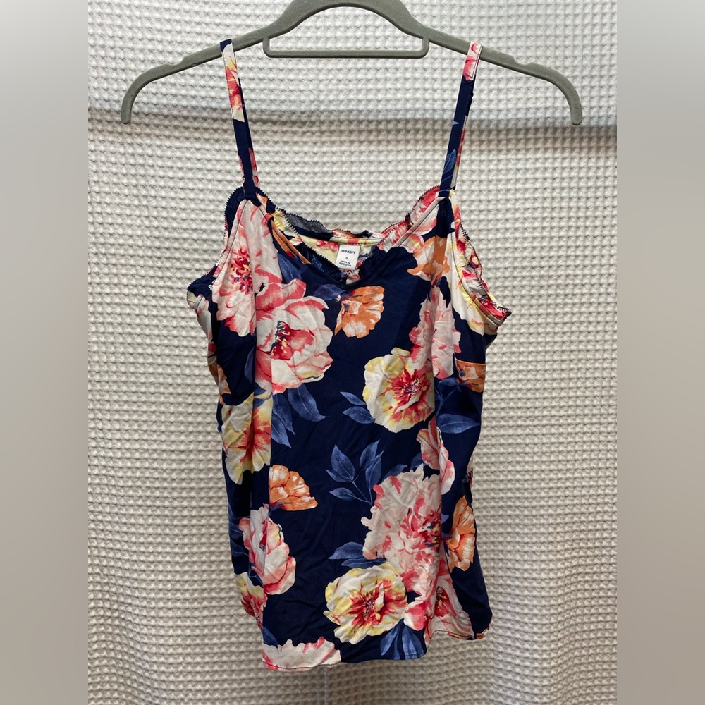 NWOT FLORAL CAMISOLE SHIRT